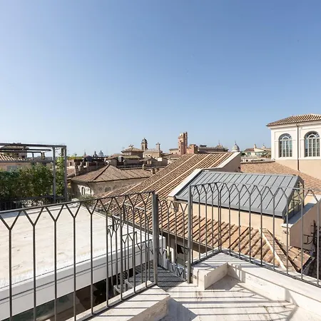 Amazing 3 Levels Penthouse Piazza Venezia Daire Roma