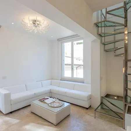 Amazing 3 Levels Penthouse Piazza Venezia