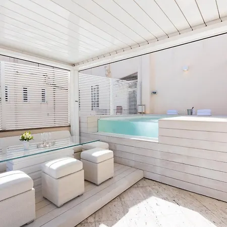 Amazing 3 Levels Penthouse Piazza Venezia * Roma