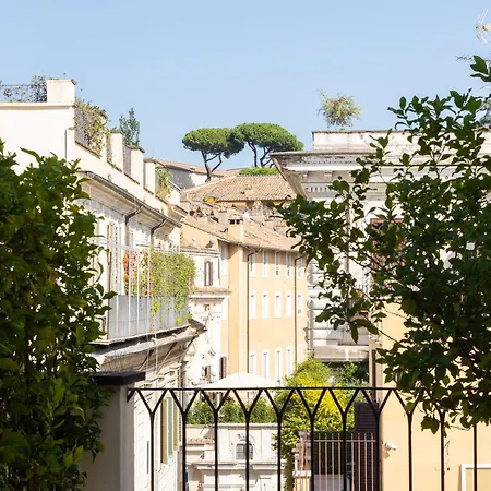 Amazing 3 Levels Penthouse Piazza Venezia * Roma